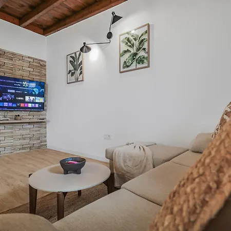 Lanzarote Bbq&terrace Escape Tao